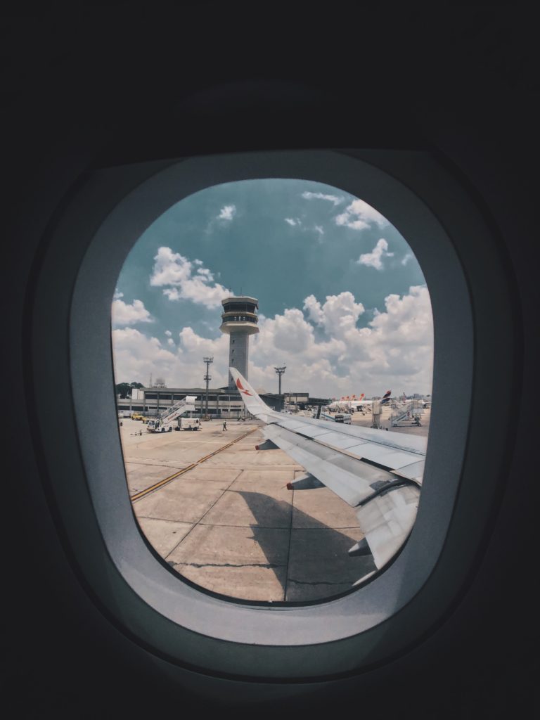 Flughafen Hannover Ankunft - Ansicht aus Flugzeug